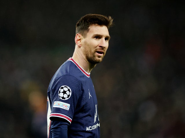Lionel Messi em ação pelo Paris Saint-Germain em dezembro de 2021