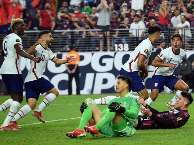 Para pemain AS merayakan gol ke gawang Meksiko di Final Piala Emas CONCACAF pada 1 Agustus 2021