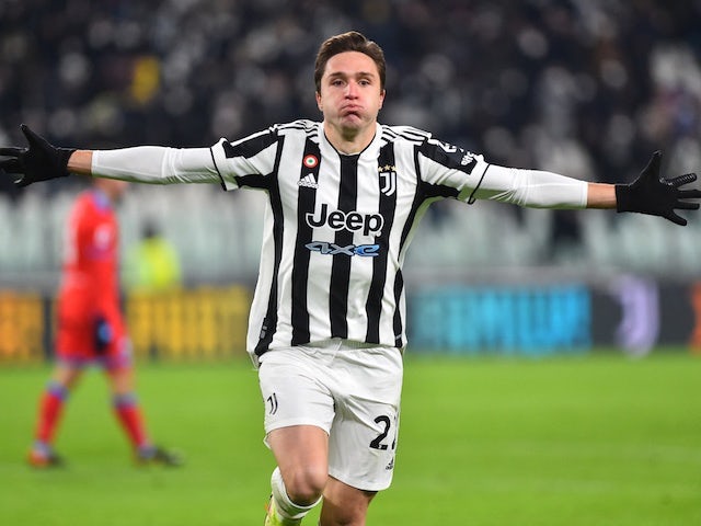 Federico Chiesa dari Juventus merayakan gol pertamanya pada 6 Januari 2022
