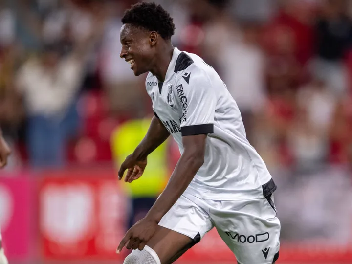 Guimaraes
x
AVS – Notícias e Prováveis Escalações