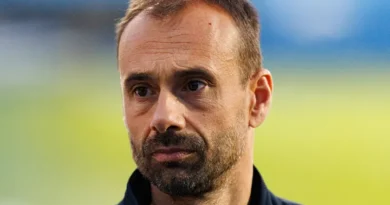 Famalicao
x
Estoril – Notícias e Prováveis Escalações