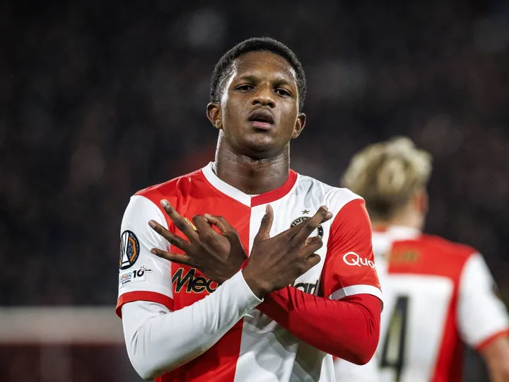 Feyenoord
x
PEC Zwolle – Notícias e Prováveis Escalações