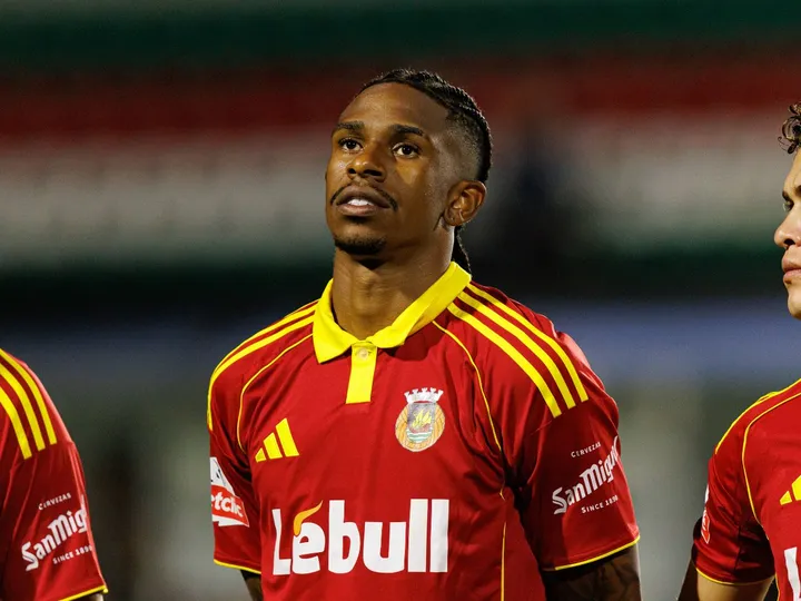 Rio Ave
x
Casa Pia – Notícias e Prováveis Escalações