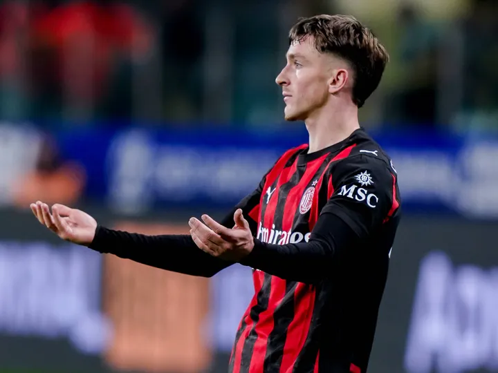 Cremonese
x
AC Milan – Notícias e Prováveis Escalações