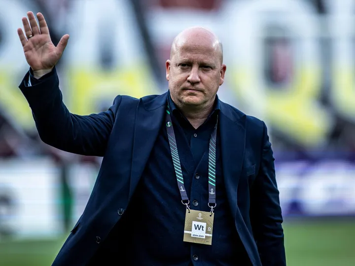 AEK Athens
x
Lexi Sofia – Notícias e Prováveis Escalações